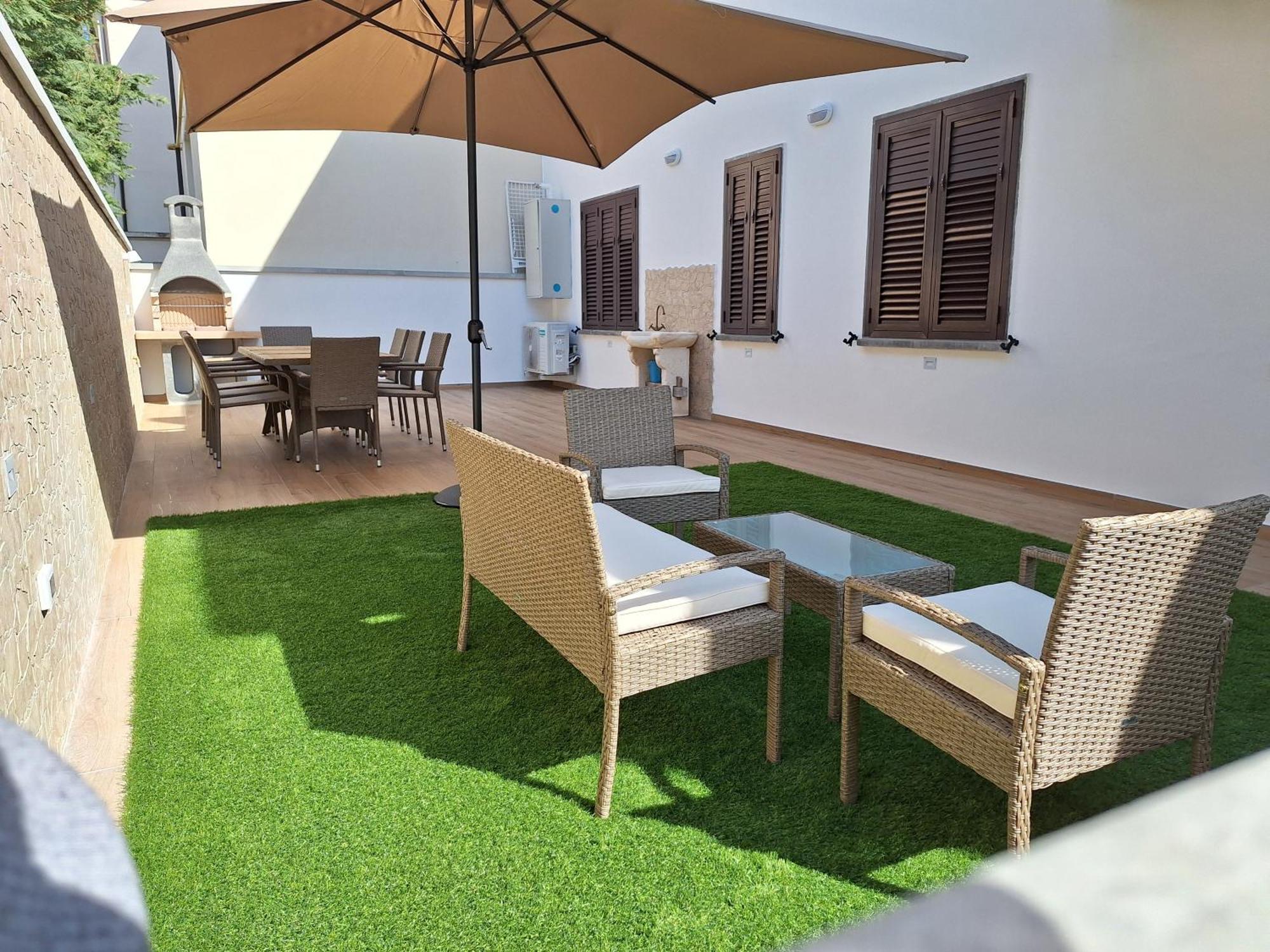 Dd House Family Holiday Apartment Cecina  Exteriör bild